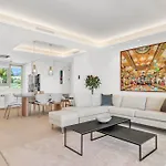 Daire Benalus Ii Luxury By Finest *