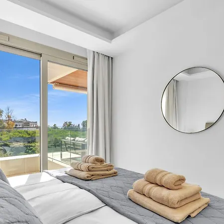 Benalus Ii Luxury By Finest *