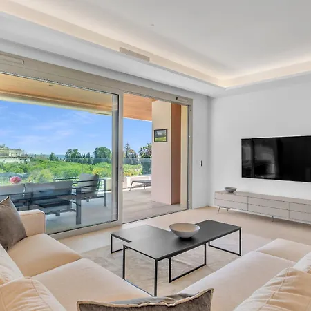 Benalus Ii Luxury By Finest Apartman *