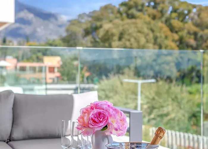 Benalus Ii Luxury By Finest アパート